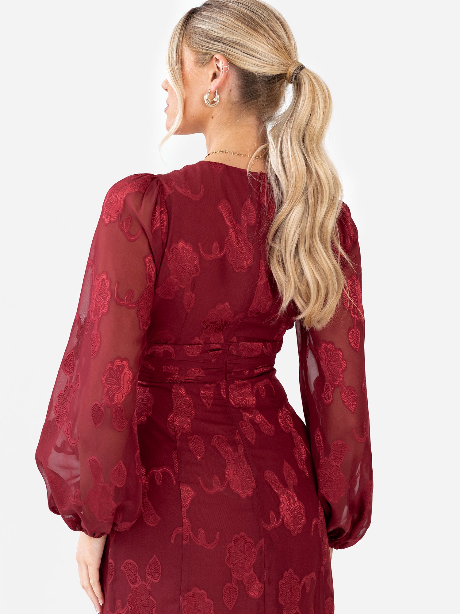 satin jacquard blouson sleeve maxi dress Maya Deep Red Floral Jacquard Blouson Sleeve Maxi Dress Maya Deluxe Red : Premium Dresses : VogaCloset Oman