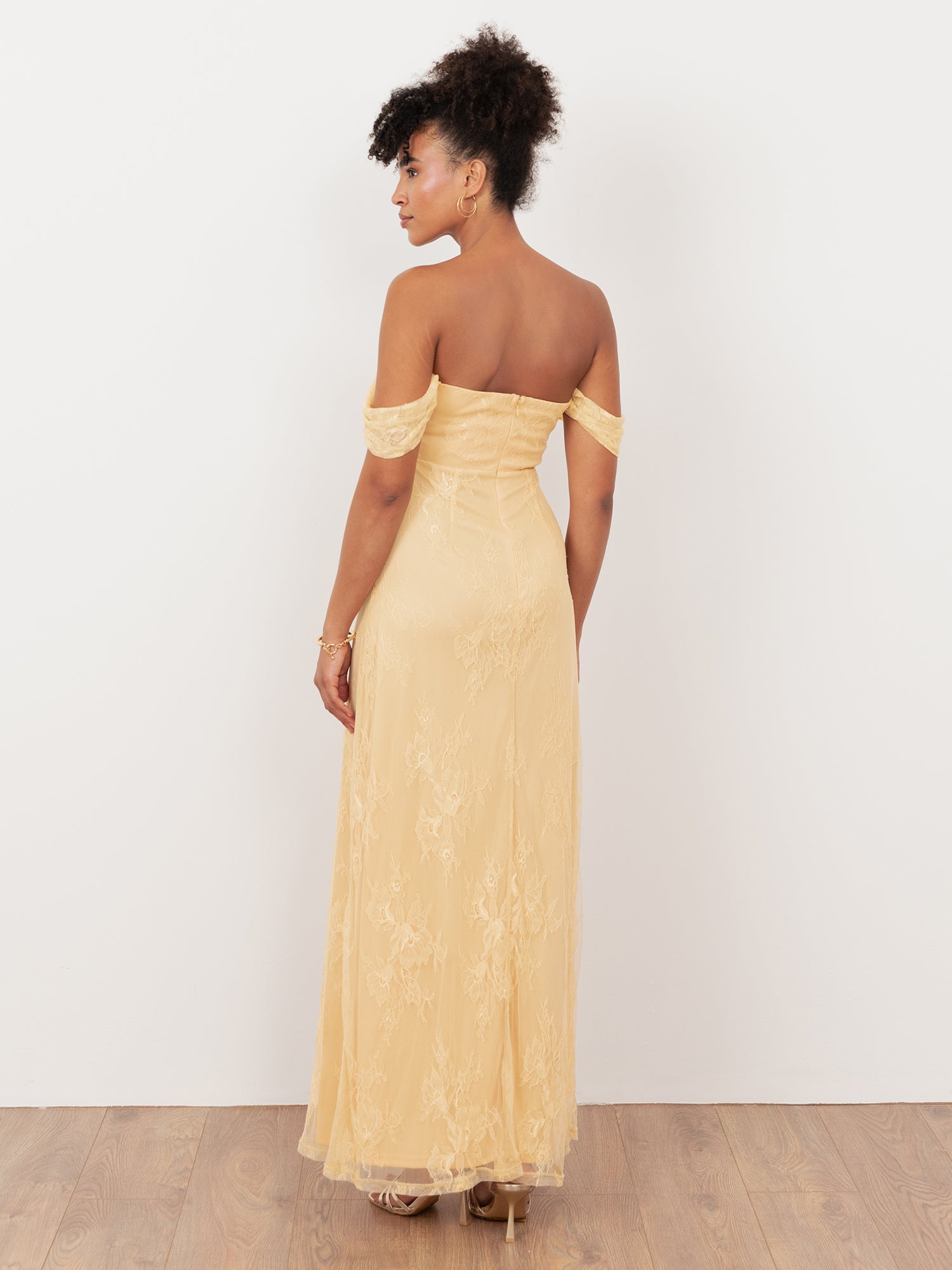 Lace Dresses – Maya Deluxe