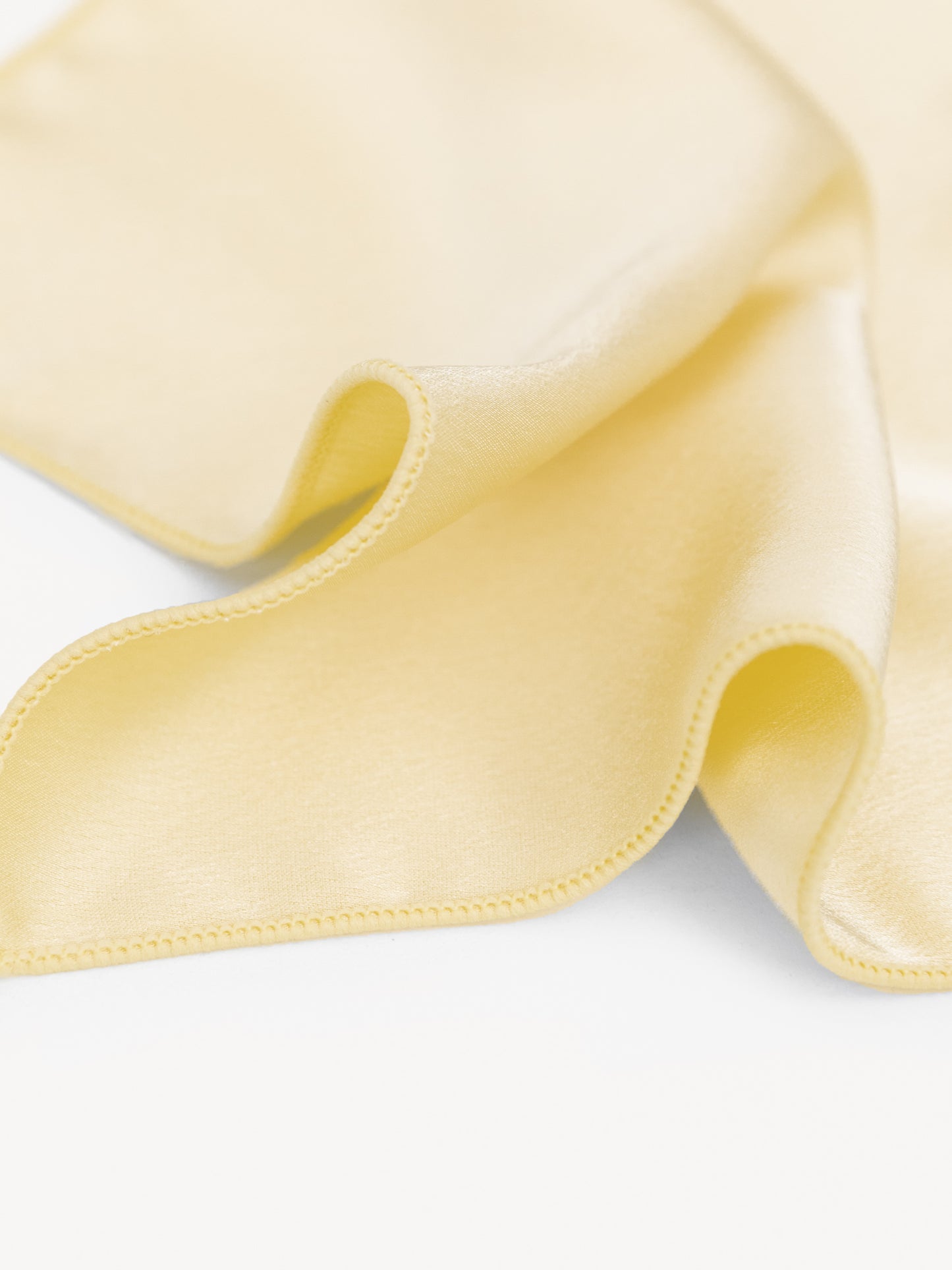 Maya Buttercream Satin Tie & Pocket Square Set