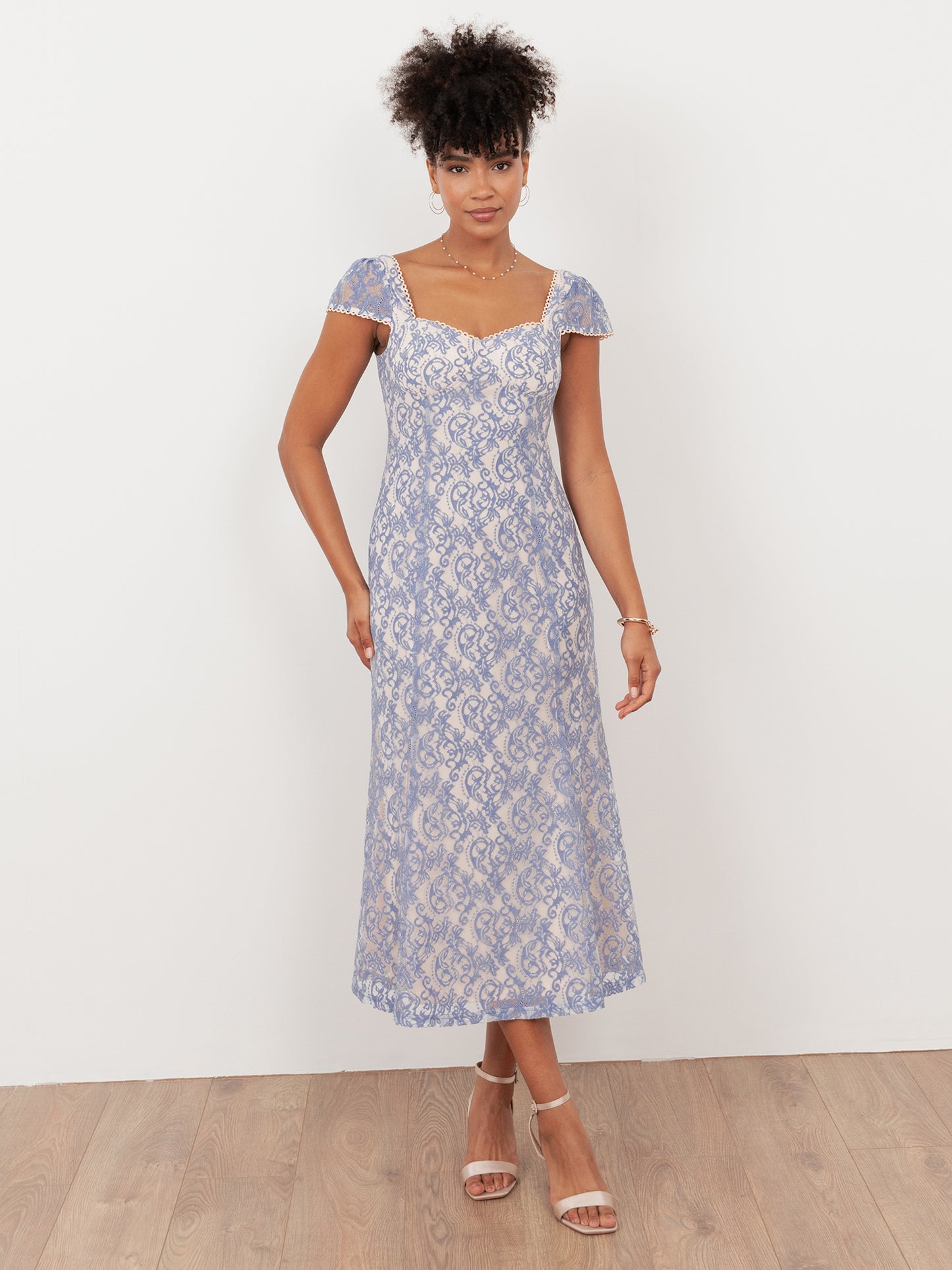Maya Light Blue Sweetheart Neck Lace Midaxi Dress
