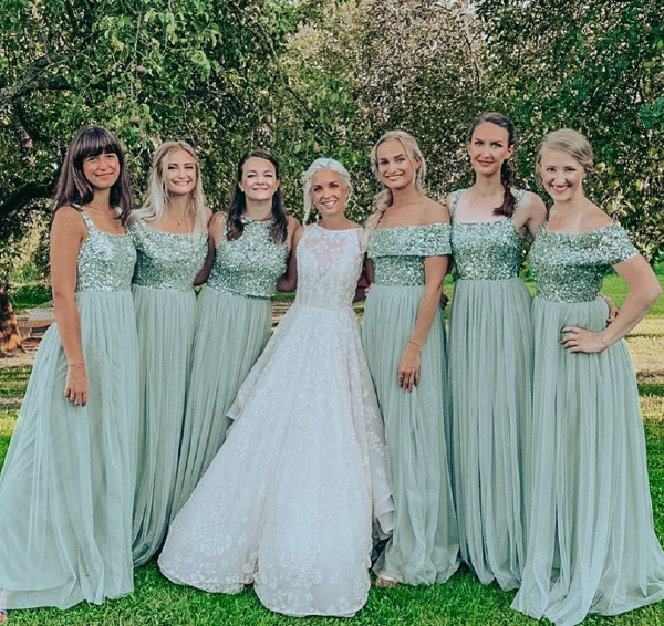 How To Ask Your Friends to Be Your Bridesmaids? 